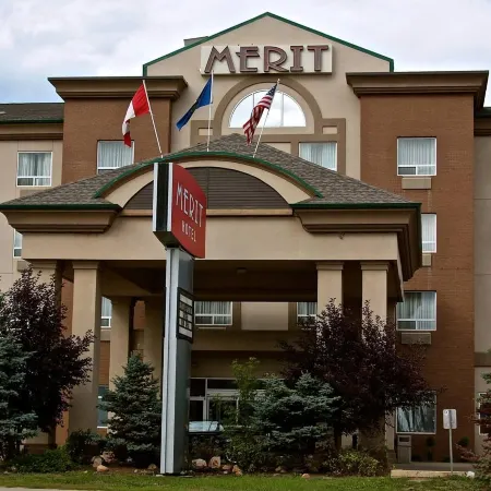 Merit Hotel & Suites