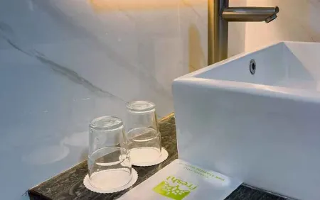 Fresh Hotel Отели в г. Warudoyong