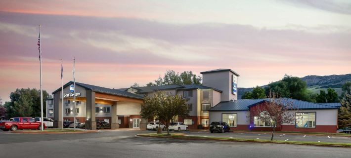 Best Western Holiday Hills Hotels in Самміт