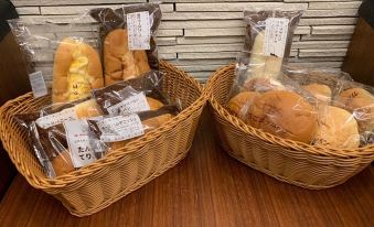 1. 베니키아 칼튼 ..