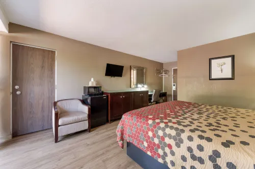 Econo Lodge Hotels in High Point