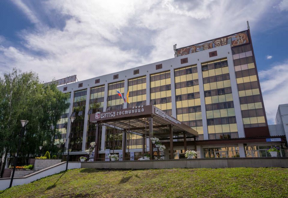 hotel overview picture