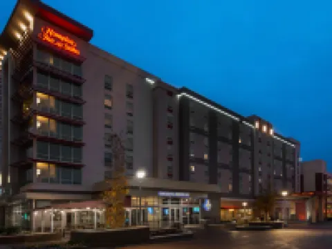 ハンプトン  イン & スイーツ アトランタ バックヘッド プレイス アトランタのホテル