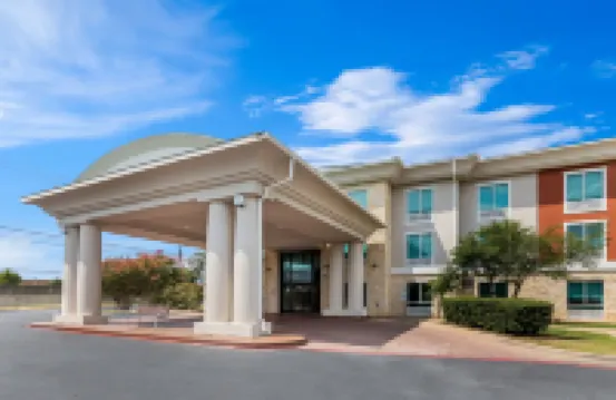 Holiday Inn Express & Suites AUSTIN SW - SUNSET VALLEY by IHG