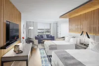 キャノピー バイ ヒルトン ポートランド ウォーターフロント のホテル