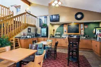 AmericInn by Wyndham HAM Lake Hotel di Coon Rapids