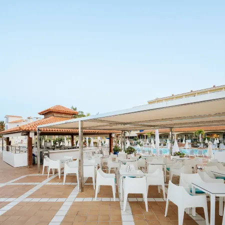 R2 Buganvilla Hotel & Spa