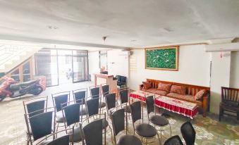 Urbanview Hotel Near Jatim Park 3 by RedDoorz