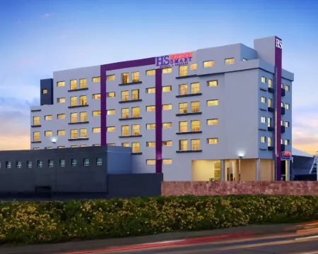 HS Hotsson Smart León Centro Max Hotels in Leon