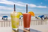 Tides Folly Beach, Charleston's Oceanfront Hotel - Bar