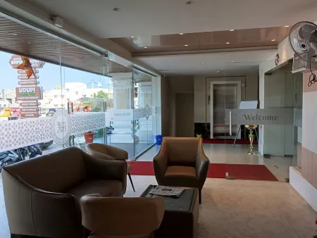 Hotel Ramkrishna Palace