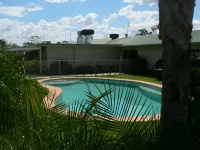 Chinchilla Tourist Park - Pools