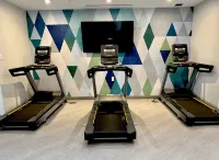 Candlewood Suites BURLINGTON CONFERENCE CENTRE by IHG - Fitnessstudio