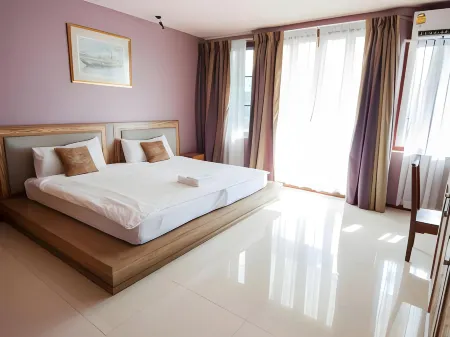 Coral Grand Place Bangkok