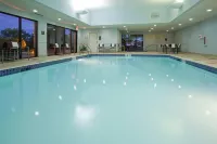 Hampton Inn Milwaukee-Airport - piscina