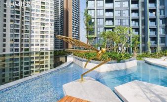 Lumiere Riverside - Raymond Holm - Luxurious 5-Star Apartment