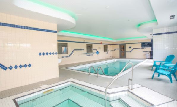 Sandman Hotel Quesnel - Housity