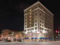 Hampton Inn & Suites Montgomery-Downtown Hotels near Riverwalk Stadium