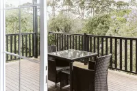 Possums Retreat - Private Spacious Cottage with Hydrotherapy Spa