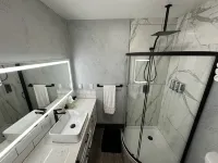 NEW Luxury Condo 2 blocks from Historic Main Street in Downtown Walla Walla โรงแรมในวัลลาวัลลา
