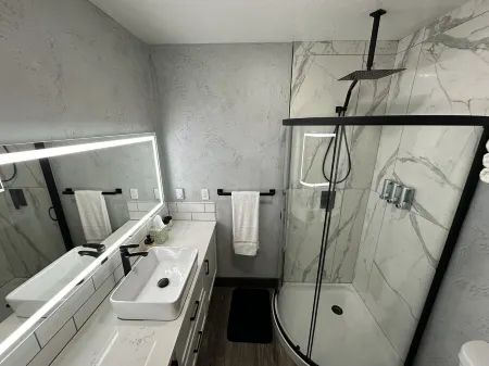 NEW Luxury Condo 2 blocks from Historic Main Street in Downtown Walla Walla