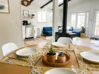 Cozy Cottage in Locust Lake w/ Seasonal Lake Views