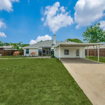 Cozy Designer Family Home Arcade, Park, Tennis, Trails, Pickleball and King bed