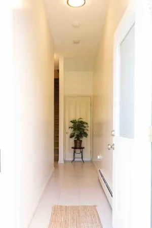 3rd Floor- Lovely, spacious, modern 1-bedroom apt. Отели в г. Поукипзи