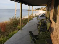 A beach cottage gem...