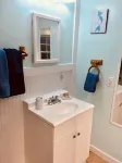 Sunny Daze Tiny Cottage, sleeps 2 adults