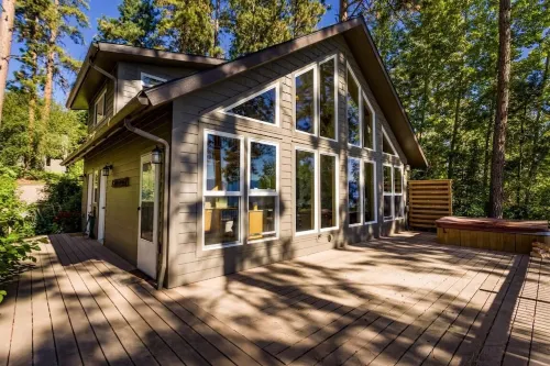 Flathead Lake Waterfront Dream House!