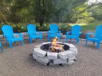 Sunshine Cottage, Saugatuck. Walk downtown. Clean, crisp, colorful, convenient.