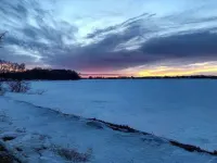 NeSoDak Lake View Lodge on Lake Enemy Swim