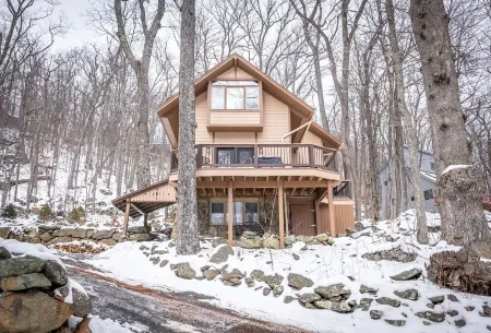 2Min to Ski! Dogsok Wood Stove Grill Fire Pit Hike