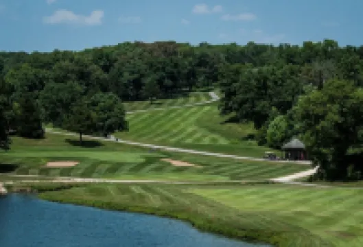 Lakefront Studio Condo