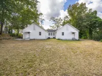Cozy 2BR Cottage in Downtown Warm Springs (A) Hotels in Meriwether County