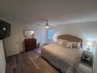 Coastal Escape 7 miles from Tybee Island Savannah & River Street Hotels in Whitemarsh Island