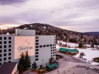 SilverCreek-2 Bedroom, 2 Bath Condo on the slopes w/ night skiing! Ξενοδοχεία στην πόλη Edray