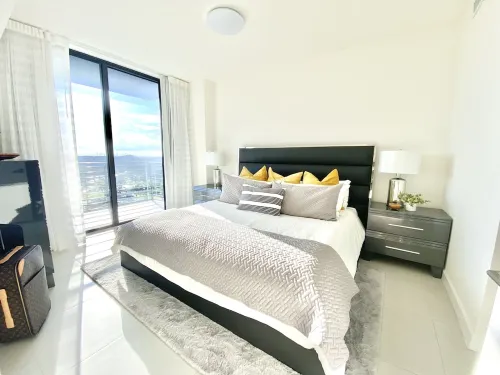 Luxury 2 bedrooms apartment at Doral