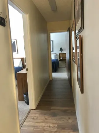 Family condo, walk to ski area, private fishing pond and playground