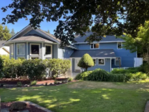 Sleeps 20+ Hillsboro, Beaverton Big and Spacious 7 Bedrooms