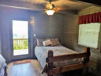 Cozy & Convenient Stone Mountain hideawy ... closest to the State Park! Hotels in Traphill