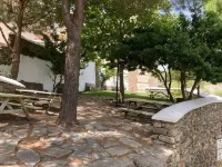 Stylish Casares, 3 bedrooms large patio, terrace & communal pool