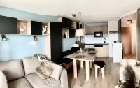 Apart from Mongie. Fully renovated. foot of the slopes 1 bedroom. Heated swimming pool.