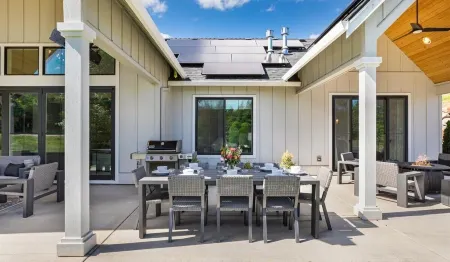 Pearl of the Valley: Opulent Living in the True Gem of Oregon`s Wine Country Отели рядом с достопримечательностью «Sokol Blosser Winery»