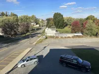 Great bedroom with private bathroom & Lounge above a local Diner Hotels in Sugarcreek