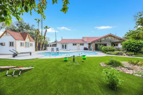 AMAZING VIP VILLA ON ACRE LAND WITH 6 BEDROOMS BIG POOL, OUTDOOR KITCHE ENJOY!