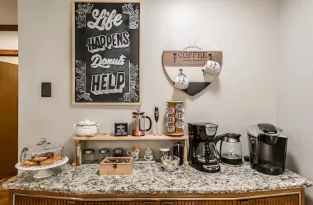 Edith's Farm-Peaceful countryside home on 5 acres