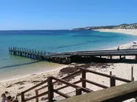 Dunescape Beach House ( Great family house / suit couples and Pet friendly) Hotéis em Gnarabup