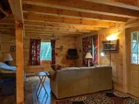 Wildlife Cabin! Spring-fed Ponds! Apple Orchard!